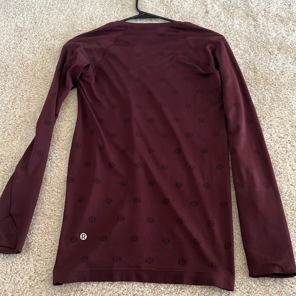 Lululumon swiftly tech long sleeve size 6 - Picture 3 of 3